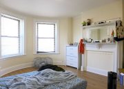 95 Airy and Updated Four Bed with Smooth Commuter Flow